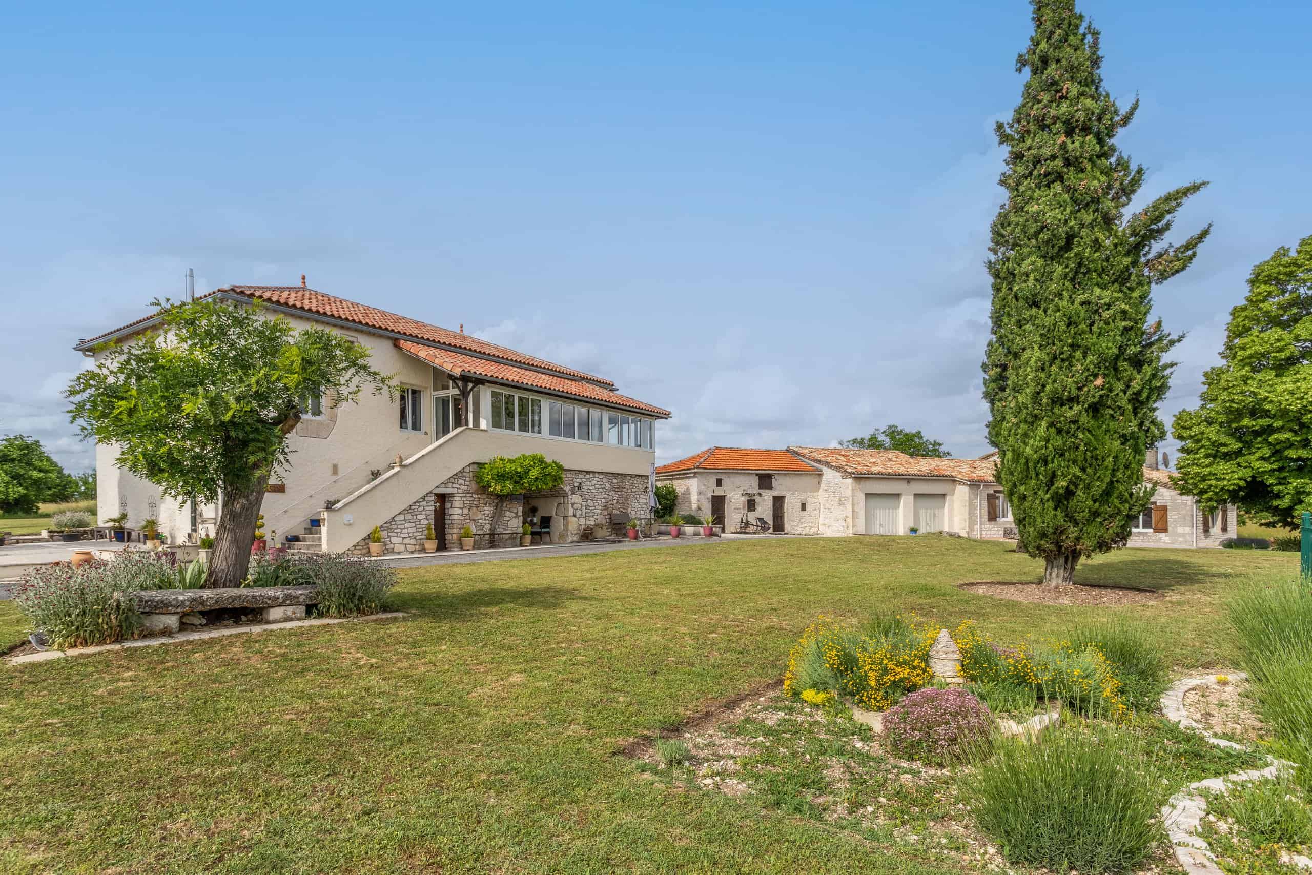 Country property with 3 houses | Wheeler Property Southwest France
