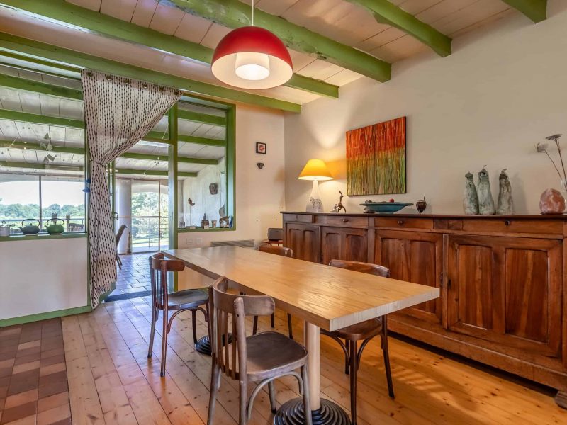 1-Diningroom-WMC444 (1)