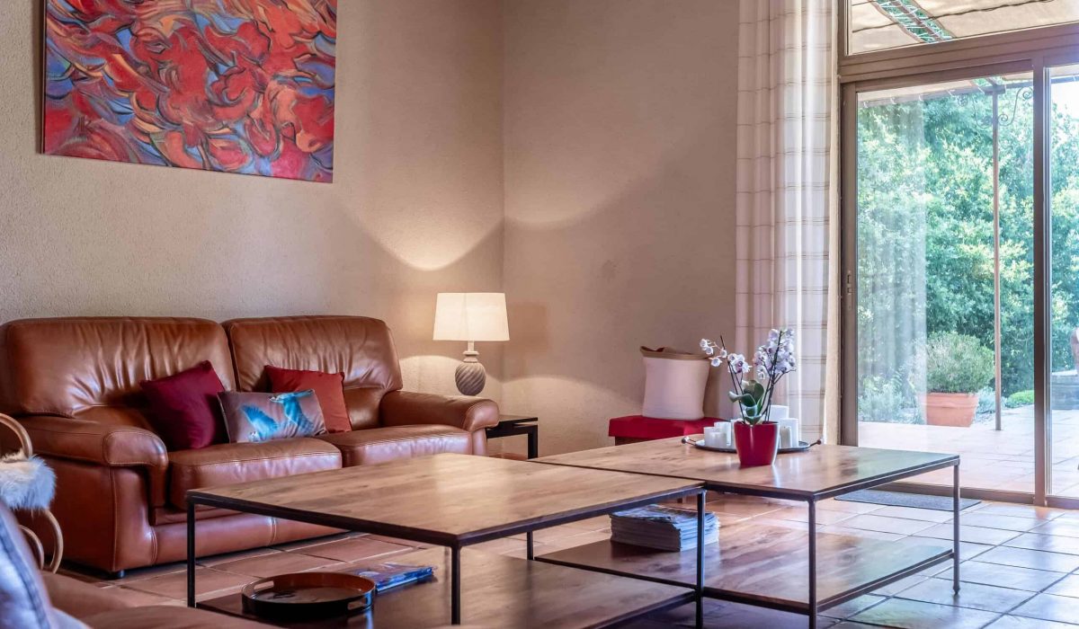 1-LIVING-5-WMC457-59