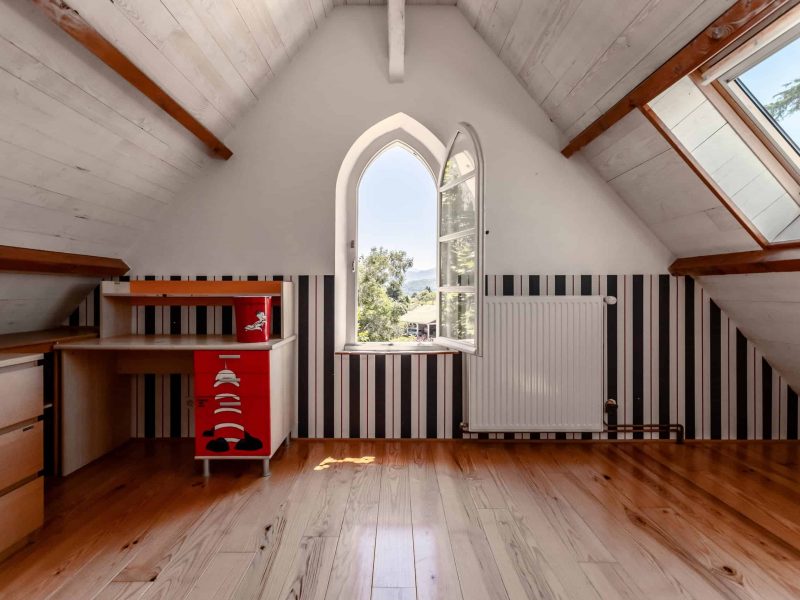 1-atticbed-3-WMC443-01