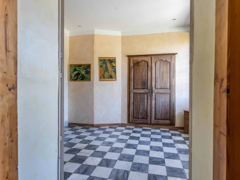 1-diningroom-1-WMC443-21