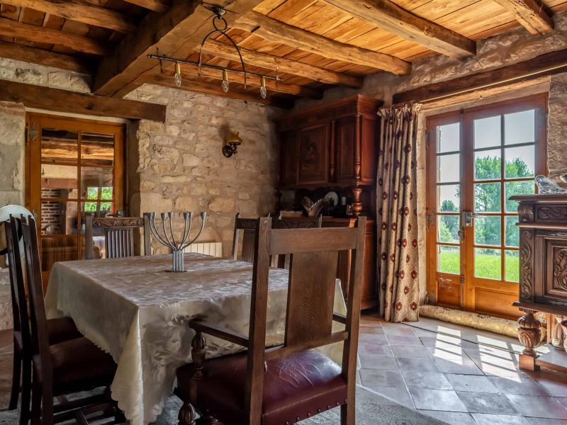 1-diningroom-2-WMC440