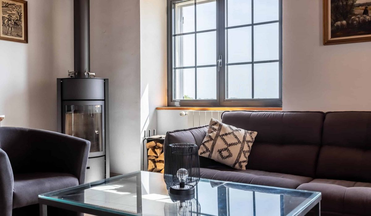 1-livingroom-3-WMC446