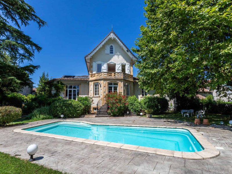 2-backofhouse-2-WMC443-40