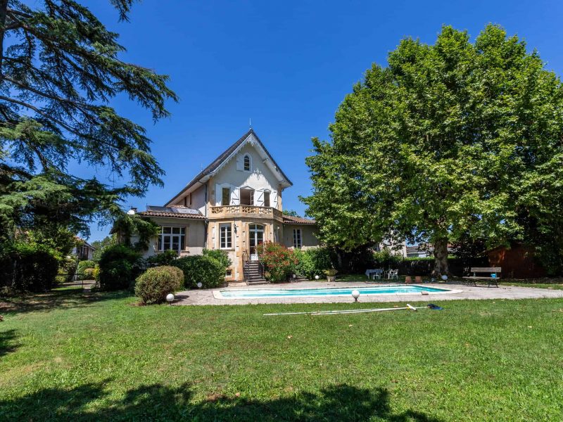 2-backofhouse-5-WMC443-37