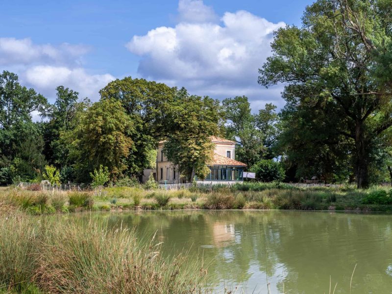 Country house with 2 lakes