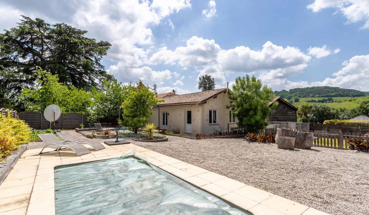 Apartment pool-WMC587-17