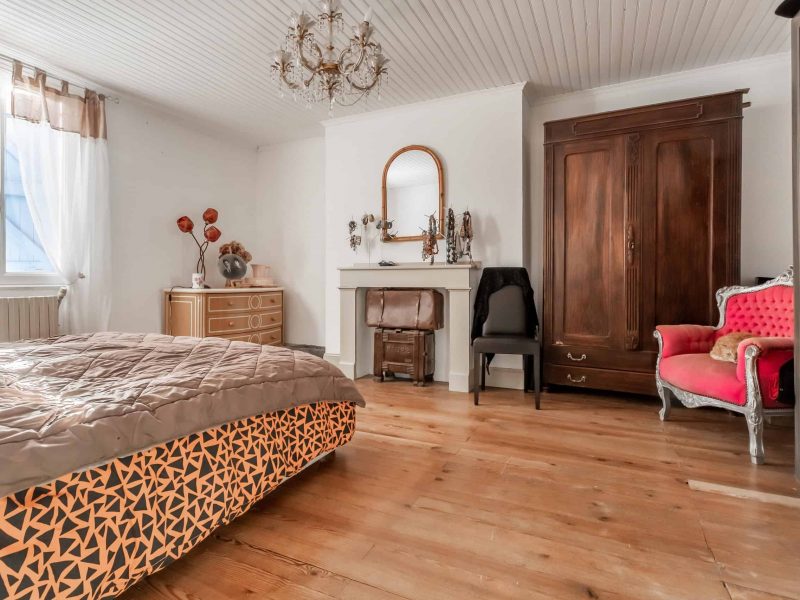 Chambre à coucher-WMC216