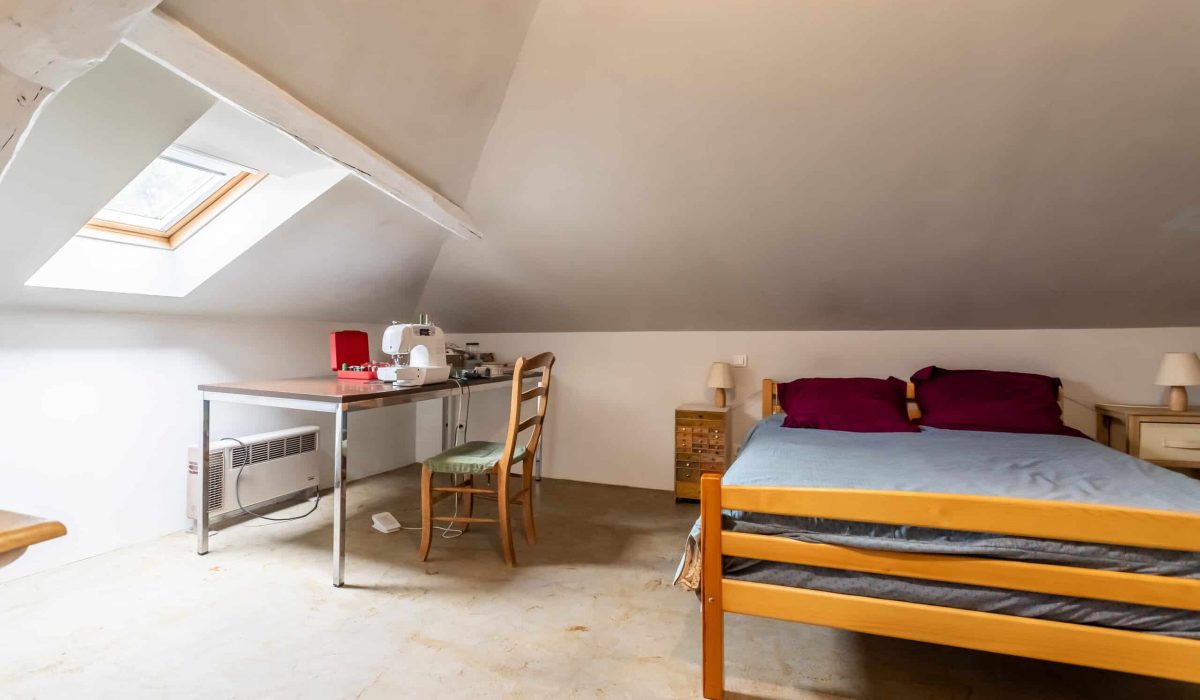 Bedroom-attaic-WMC482