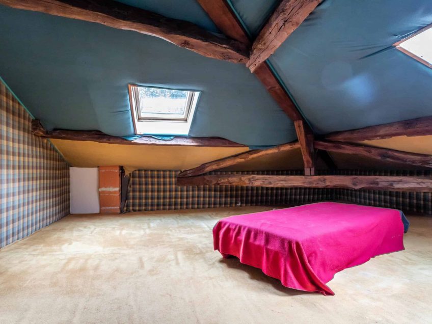 Bedroom-attic-WMC259