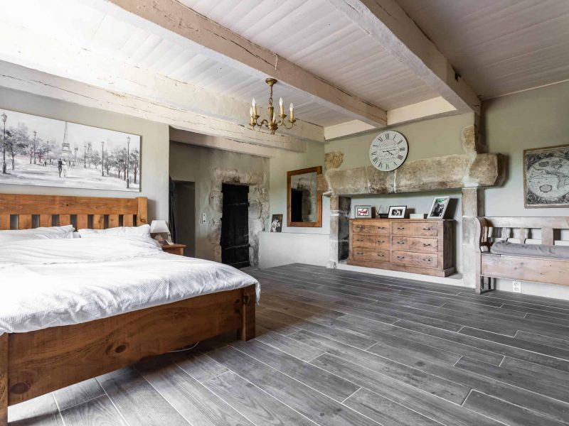 Chambre à coucher-maître-WMC181