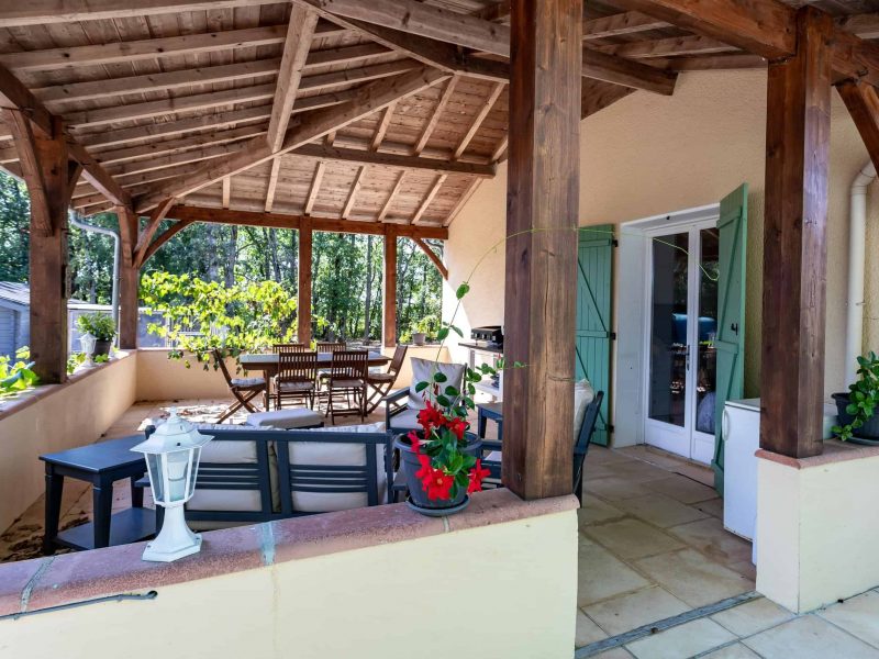 Covered-terrace-WMC180