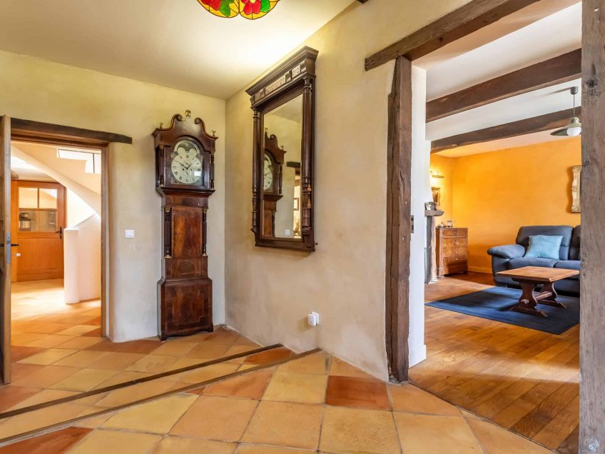 Entrance-1-WMC620-52