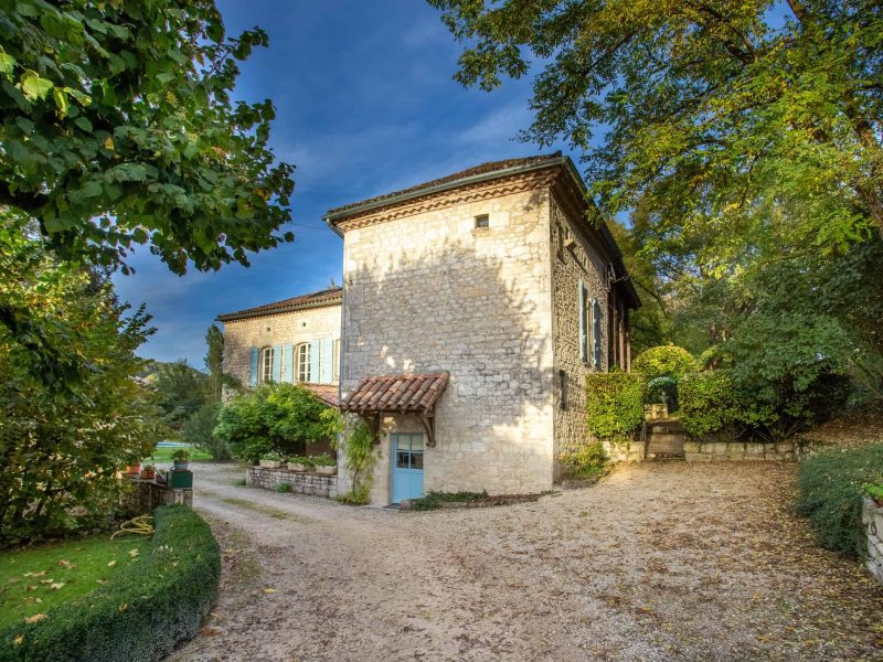 Entrance-drive-3-WMC324