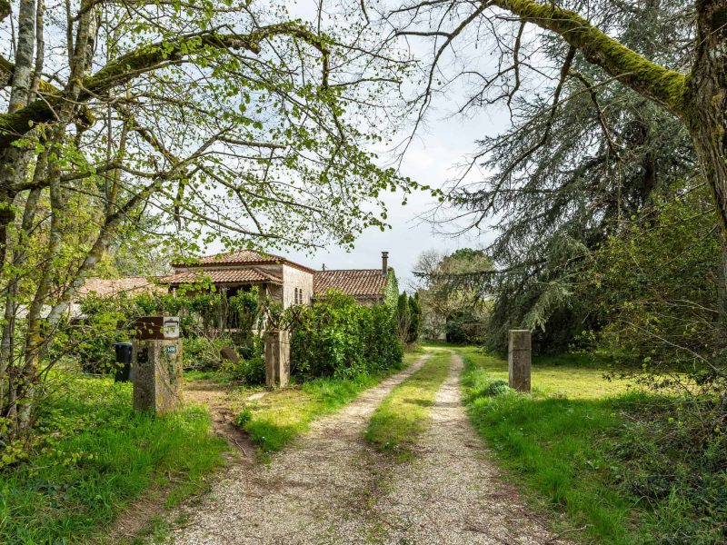 Propriété en pierre à rénover