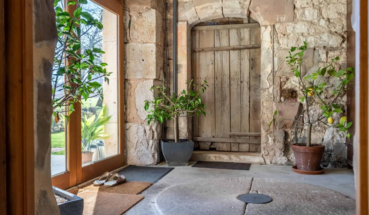 Entrance-hall-2-WMC552