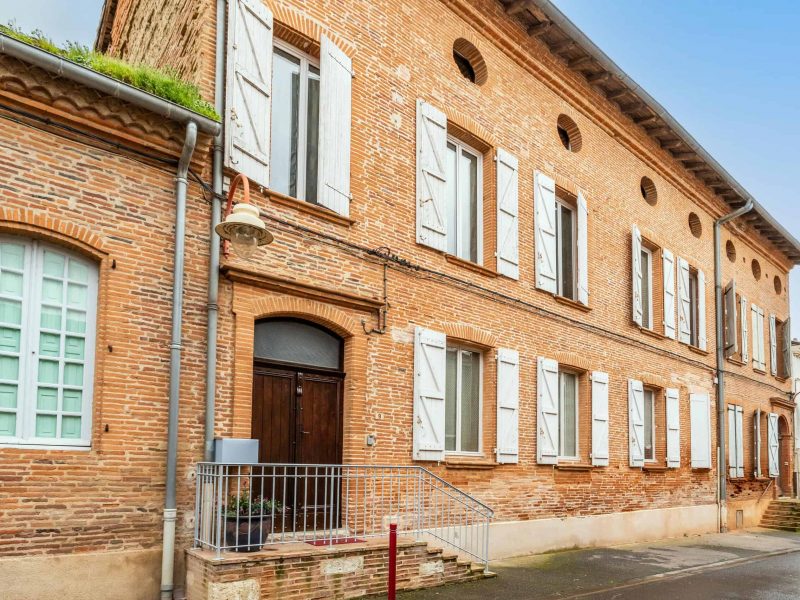 Maison de village avec jardin