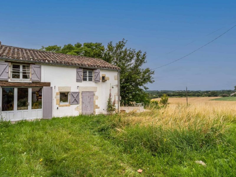Maison de village avec jardin