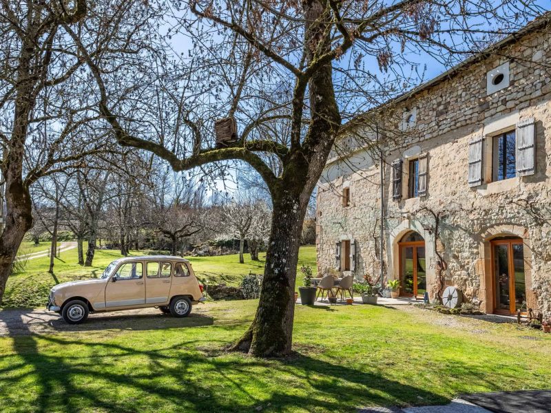 Ancien moulin, dans une situation exceptionnelle, au milieu des vignes de Gaillac