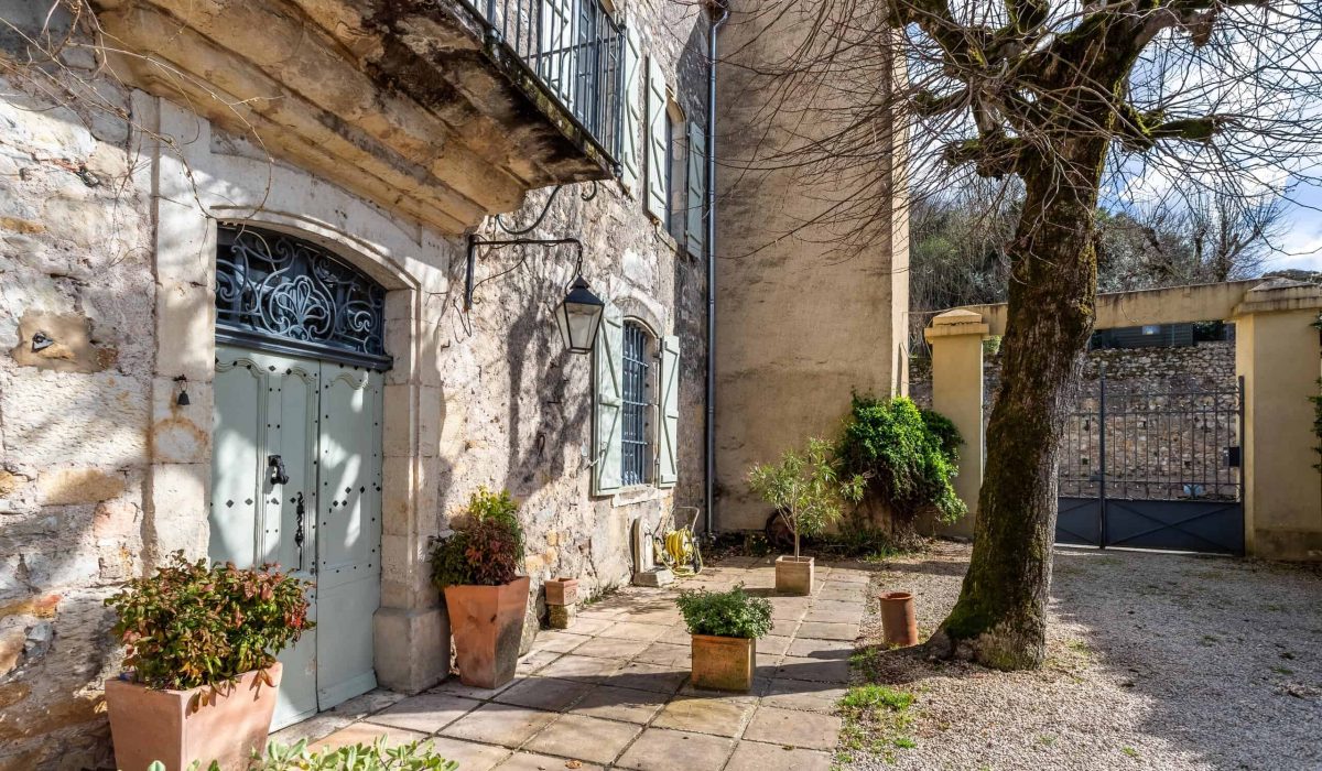 Front-door-WMC556 (1)