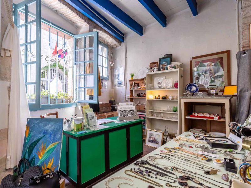 Front-room-window-WMC304