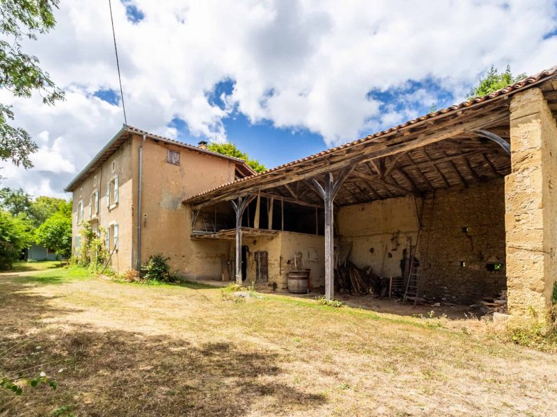 Front-side-1-WMC565 ext-15