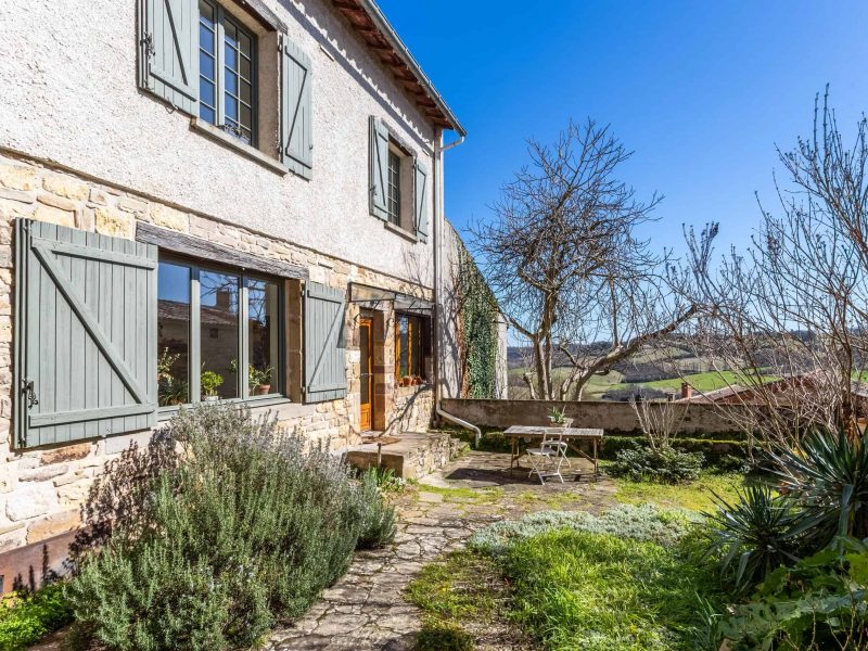 Front-terrace-WMC508 (1)