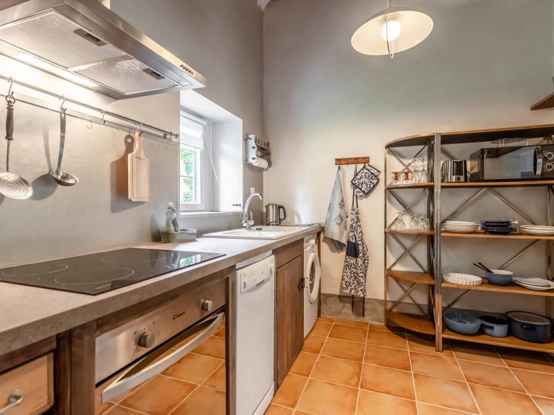 GIte-1-kitchen-WMC482