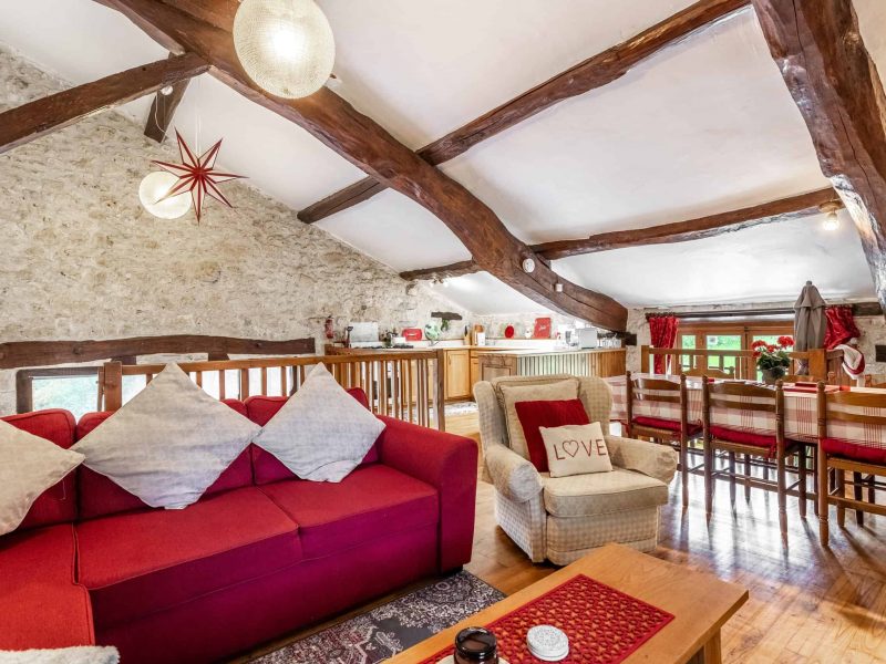 GIte-3-livingroom-WMC383