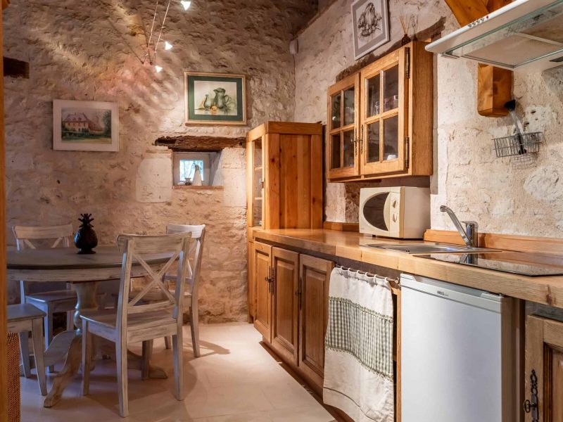 Gite-2-kitchen-2-WMC324