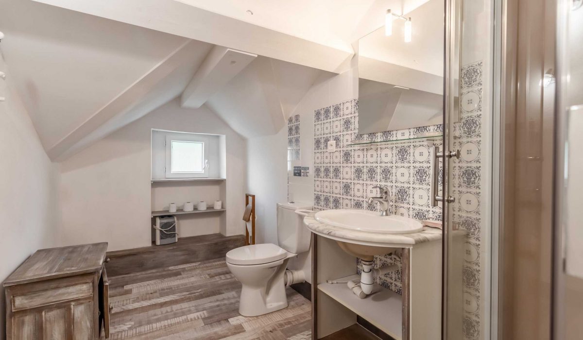 Gite-bathroom-WMC482