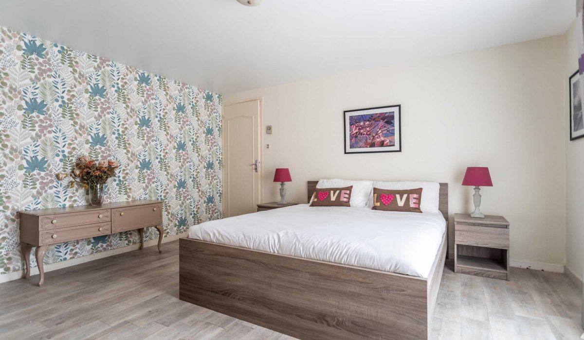 Gite-bedroom-2-WMC498