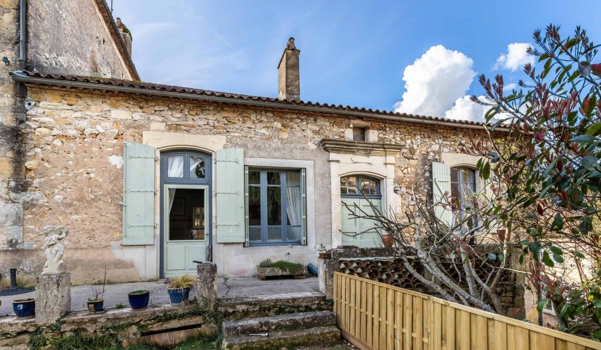 Gite-entrance-WMC556