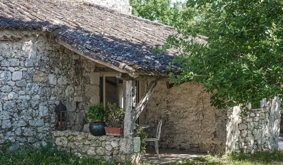 Gite-entrance-WMC697