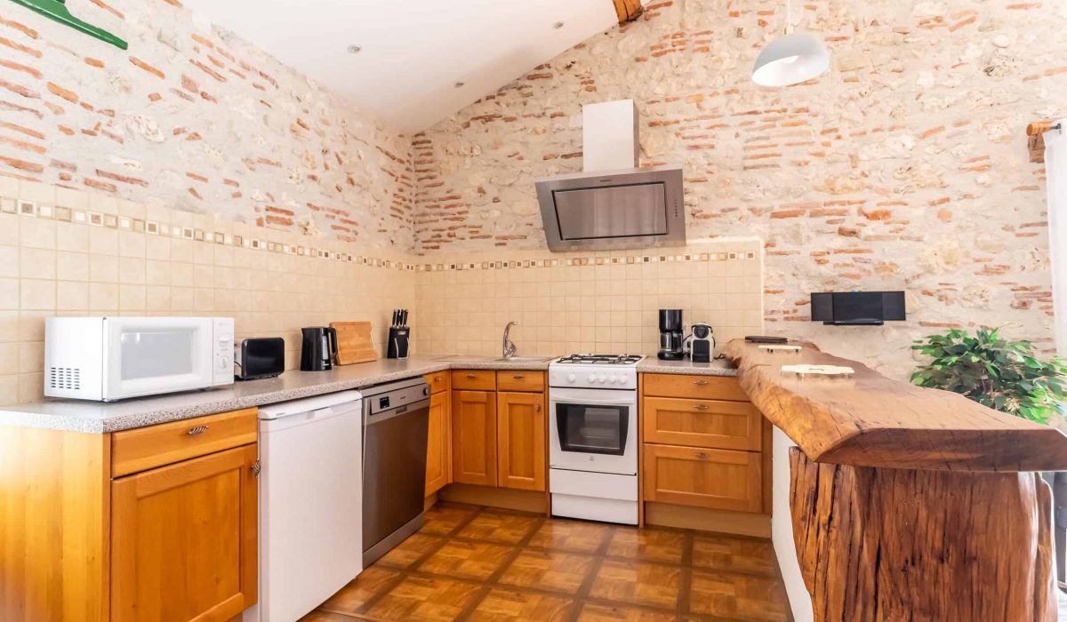 Gite-kitchen-WMC587 (2)