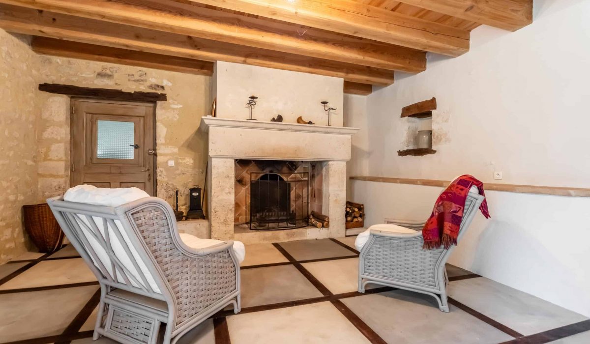 Gite2-livingroom-WMC482