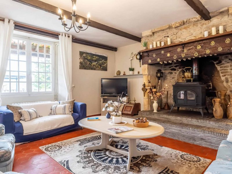 House-living-2-WMC548