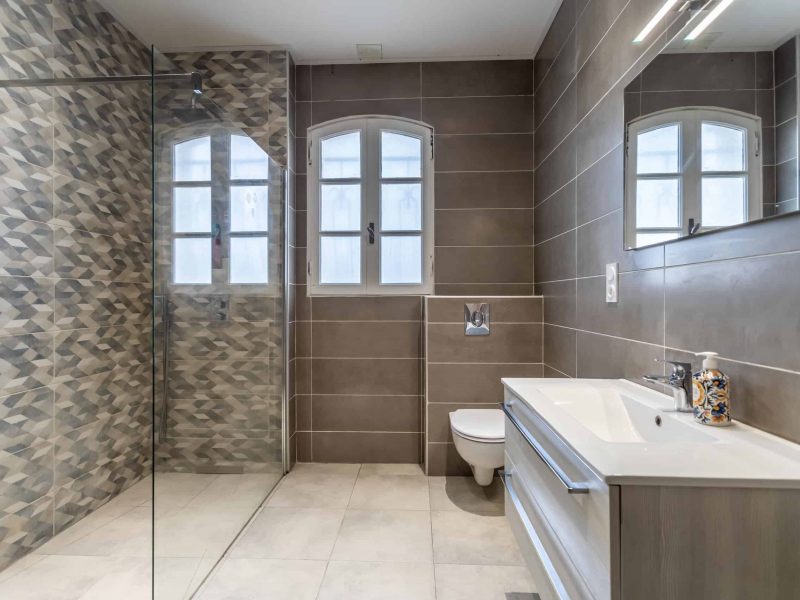 Maison-douche-WMC498