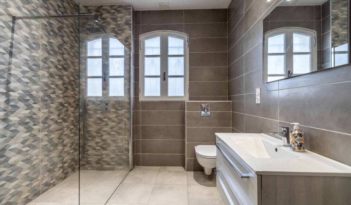 Maison-douche-WMC498