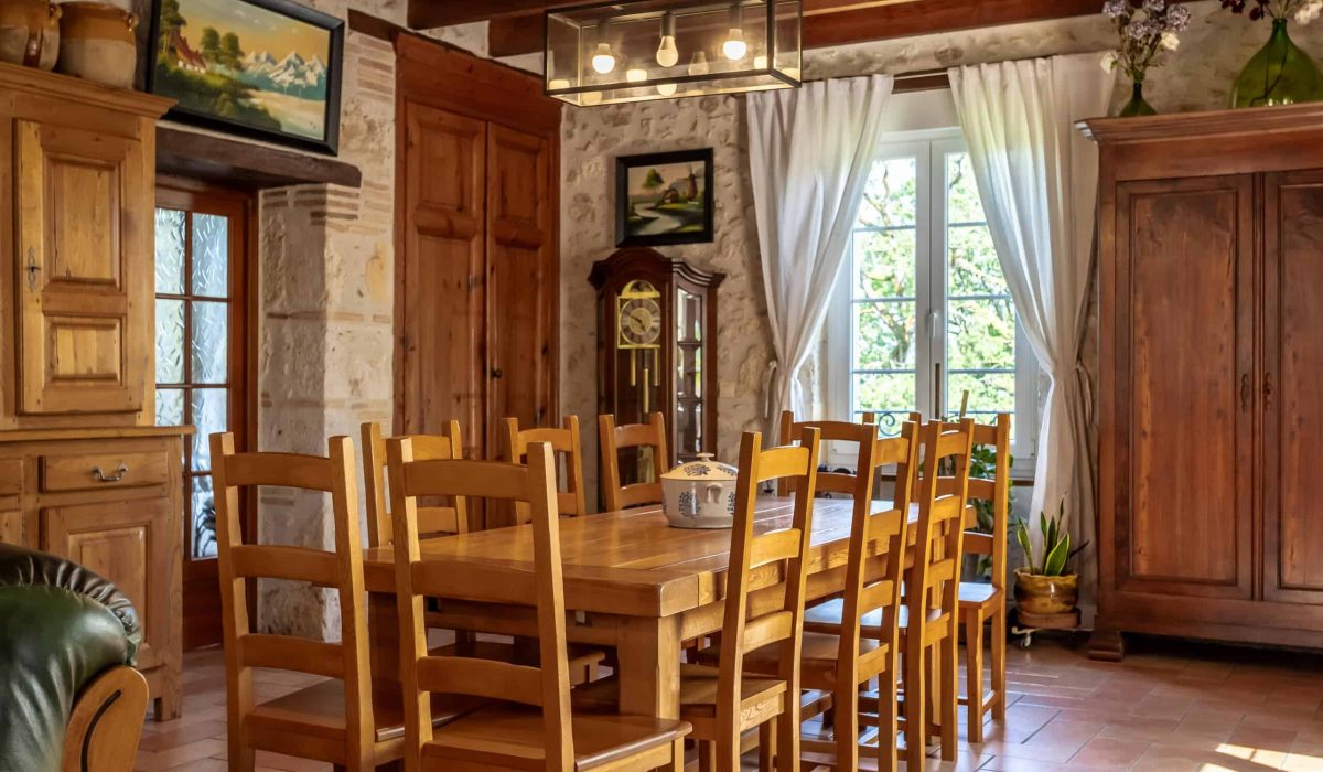 Intérieur-salle à manger-WMC436