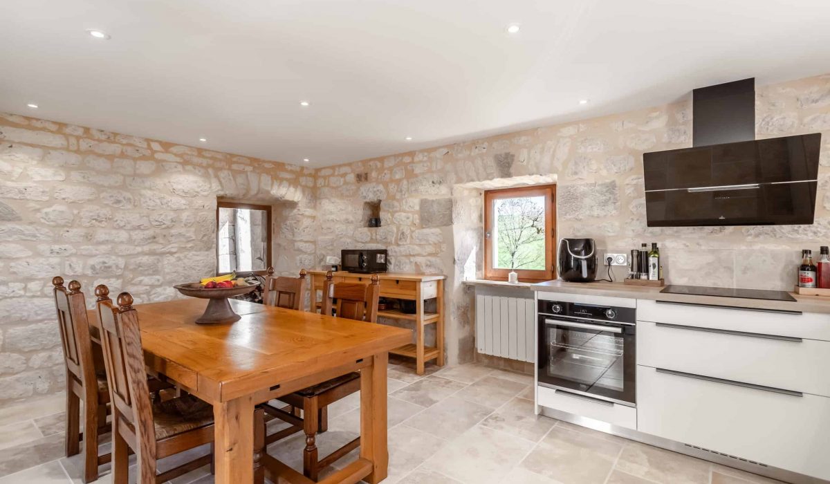 Cuisine-3-WMC552 (1)