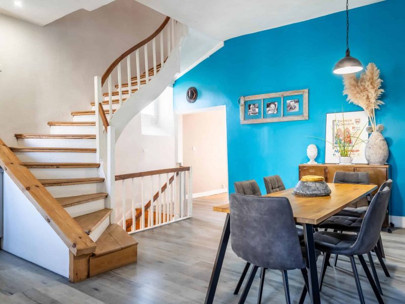 Kitchen-stairs-WMC691