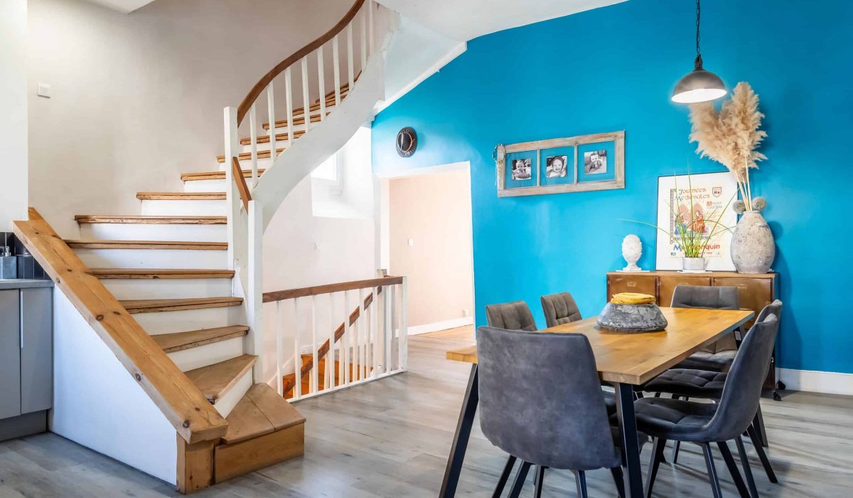 Kitchen-stairs-WMC691