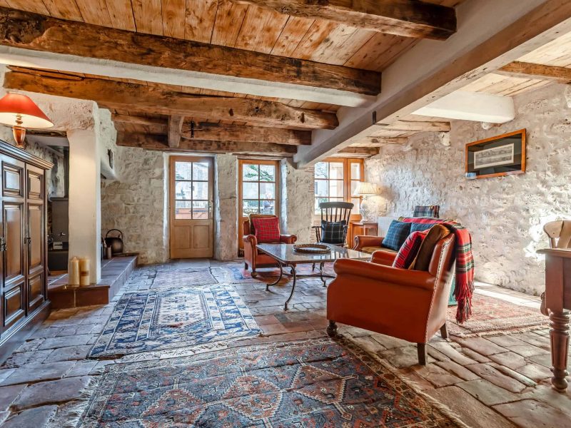 Living-back-2-WMC672