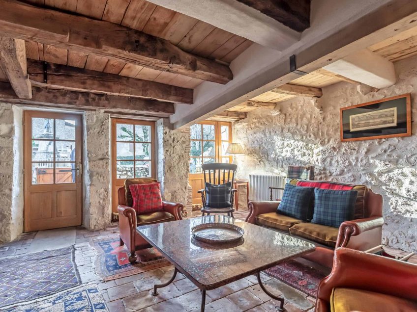 Living-back-4-WMC672