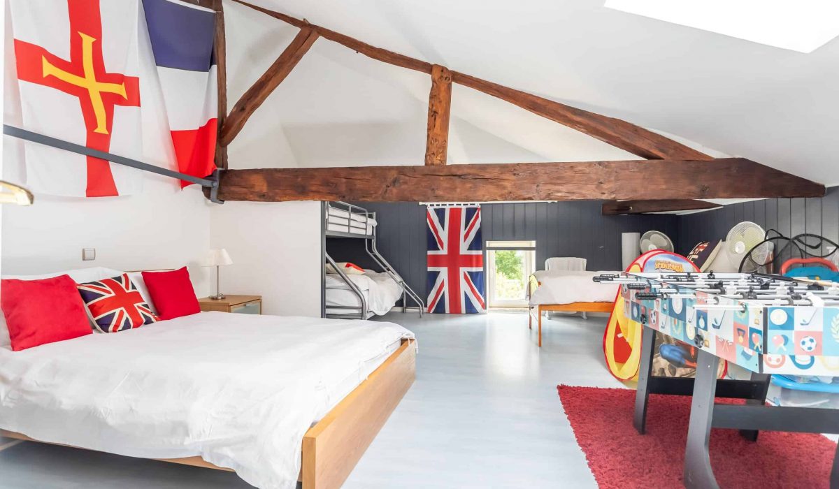 Manoir Family Suite- Childrens Room-WMC587-29