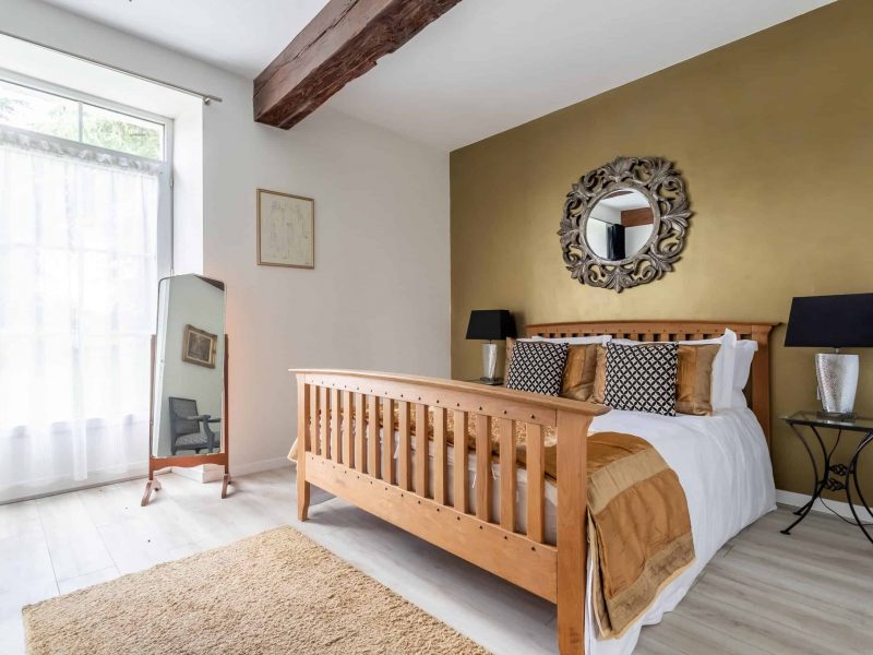 Manoir Ground Floor Bedroom Suite-WMC587-07