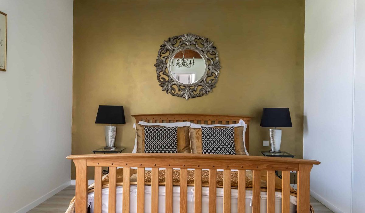 Manoir Ground Floor Bedroom Suite-WMC587-10