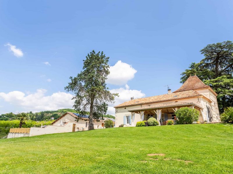 Manoir and Gite exterior-WMC587-24