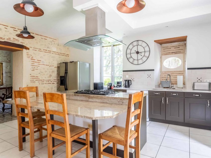 Manoir kitchen-WMC587-45